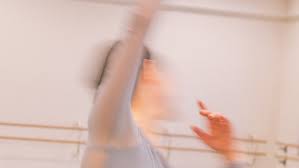 Alina Cojocaru: A Freelance Ballerina, Forging Her Own Path - The New York  Times