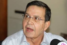 Mary Handal's Instagram, Twitter & Facebook