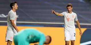 Bayern became the first team ever to score eight goals in a champions league knockout match while handing barca their biggest defeat since 1951 en route to t. Bayern Munchen Bantai Barcelona 8 2 Thomas Muller Bingung Mau Ngomong Apa Bola Net