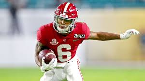 Running back najee harris scored three times and accounted for 158 total yards. Devonta Smith Najee Harris Top Dolphins Senior Bowl Watch List Miami Dolphins Blog Espn
