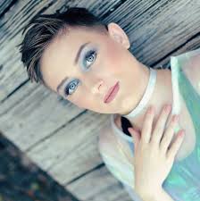 Zoë Hill Modeling added a new photo.