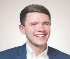 Amber Moulder's Instagram, Twitter & Facebook