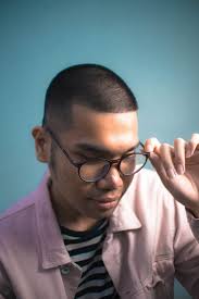 It's Only Me" dan "Now I Know" yang Membuat Kaleb J Semakin Populer Di  Kalangan Penikmat Musik