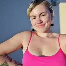 Kurtis james (@Kurtislovessun)