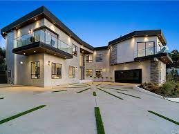 16254 Mandalay Dr Encino Ca 91436 Mls Sr20100365 Zillow Luxury Modern Homes Encino House Design