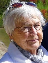 Eleanor Mooney's Instagram, Twitter & Facebook