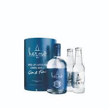 Classic and easy, the gin and tonic (or g&t) is light and refreshing. Kop Herno Gin Giftpack 50 Cl