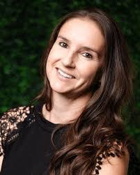 Samantha Loeffler's Instagram, Twitter & Facebook