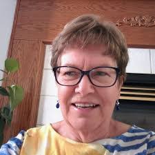 Marcie Cole's Instagram, Twitter & Facebook