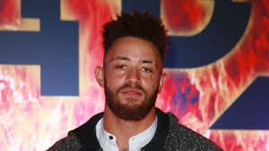 After learning of ashley cain's daughter azaylia diamond's fight against cancer and confirmed days to live following a lifelong battle with leukemia, the rock reached out to provide some words of encouragement to the family. N Jdhlijy2vqkm
