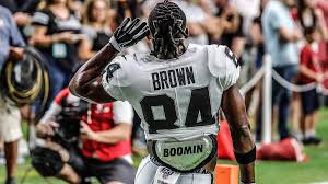 Antonio brown officially returned to the buccaneers this week and the wide receiver also became the subject of another lawsuit. Nach Nfl Eklat Raiders Entlassen Antonio Brown Bericht Uber Wechsel Zu Den Patriots Sportbuzzer De
