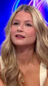 Made In Chelsea star Louise Thompson reveals she has been fitted with a  "life-saving" #Stoma bag following her #UlcerativeColitis diagnosis. In an  Instagram post