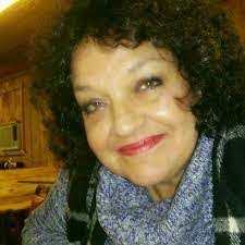 Darlene Merrone's Instagram, Twitter & Facebook