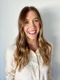 Latest Hair-Color Inspo? FLOWERS!