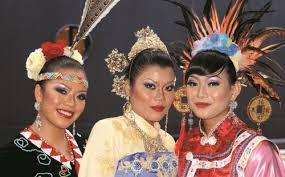 There are two distinct parts to malaysia: People Arrivals Expatriate Lifestyle