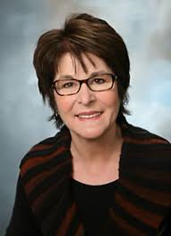 Mary Lund's Instagram, Twitter & Facebook