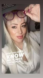 Nicole Squires (@_paint_me_pretty_nails_)