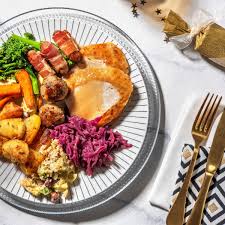 It will take some advanced planning, so here are some tips and recipes to get you going. I Tried Hello Fresh S Christmas Dinner In A Box And This Is My Verdict Mirror Online