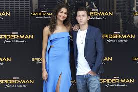 Tom holland and zendaya were photographed kissing inside a car in photos published by page six. Zendaya And Tom Holland S Relationship Confirmed By Skai Jackson S Mother On Instagram