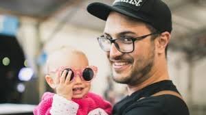 Are vocalists the least important member of a metal band?