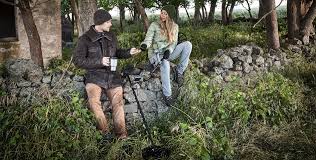 No need to buy a metal detector to find your lost wedding ring or lost engagement ring when you can hire a metal detector and a skilled operator. Metal Detector Professional Wellers Hire