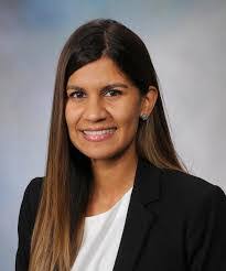 Iris Mayo's Instagram, Twitter & Facebook