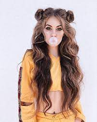 43 Fabulosas Ideas De Poses Tumblr Para Tus Redes Sociales Fabulosas Ideas Poses Redes Sociales Tumblr Coachella Hair Cool Hairstyles Long Hair Styles