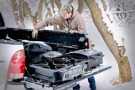 The gas tailgater combo in black with grill box tackles anything, anytime, anywhere. Blackstone Tailgater Tragbare Gas Grill Und Grill Combo Mit Grill Und Offnen Brenner Herd Geschlossen Ideal Fur Jagd Angeln Camping Und Amazon De Sport Freizeit