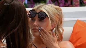 Love Island fans slam Molly as she breaks down in tears after just FOUR  DAYS in the villa