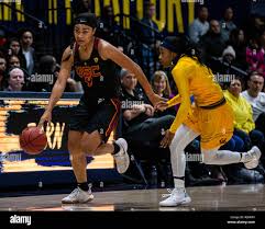 Hass Pavilion Berkeley Calif, USA. 06th Jan, 2019. CA U.S.A. USC guard Mariya  Moore (4) brings the ball up court during the NCAA Women's Basketball game  between USC Trojans and the California