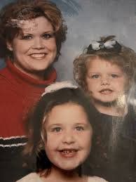 Could someone please make this sharper, and fix the top left bit that is  missing. Thank you…