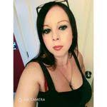 Colleen Rolfe's Instagram, Twitter & Facebook