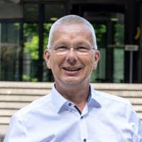 10+ "Frank Kien" profiles