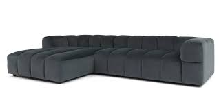 Holmen Sofa Med Sjeselong I Gratt Stoff Er En Unik Og Moderne Sofa Hvor Komfort Star I Fokus Sjeselongen Gir Sofaen Store Og Brede Sofa Sjeselong Moderne Sofa
