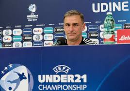 Na stadionu stožice v ljubljani bo drevi ob 21. U21 Em Dfb Trainer Stefan Kuntz Sieht Uns Gegen Spanien Als Aussenseiter Fussball Bild De