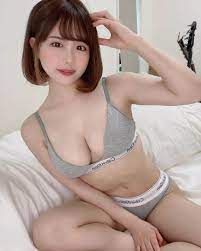 日向すずさんのインスタグラム写真 - (日向すずInstagram)「カルバンクラインのランジェリーやっと買え