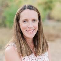 80+ "Leslie Pe" profiles