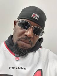 Introduction and photo share