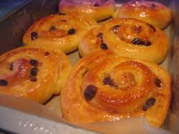 Pain Aux Raisins And Cream Cheese Snails The Fresh Loaf