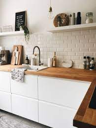 Mutfaktaki karmaşıklığın daha belirgin olmaması için ara fayans seçimine özen göstermek gerekiyor. Mutfak Fayans Modelleri 2019 Modahole Moda Ve Yasam Portali Ic Tasarim Mutfak Kucuk Mutfak Ic Mekan Fikirleri