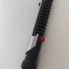 I also do a short comparison with luke skywalker's bladebuilders lightsaber. Download Qui Gon Jinn S Lightsaber Von Brad Harris