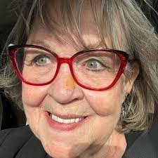 Nadia Mccoy's Instagram, Twitter & Facebook