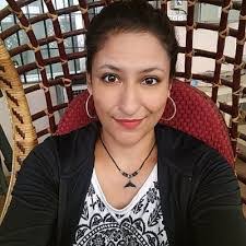 Daniela Moss's Instagram, Twitter & Facebook