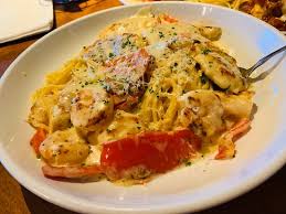 The great thing is you can get all you can eat soup and salad and bread sticks. Olive Garden Italian Restaurant Westbury Menu Prices Restaurant Reviews Tripadvisor