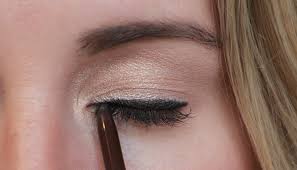 How to apply pencil eyeliner for a natural look. The Easiest Smudged Liner That Doesn T Require A Makeup Brush