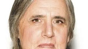 Nun kauf ihm doch das blöde Kleid!«