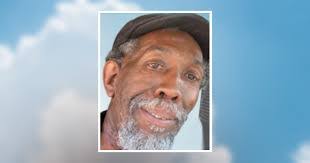 Michael Warfield's Instagram, Twitter & Facebook