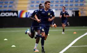 巻頭インタビュー「feed the duck」 fw#90 デュカン・ナゾン 「game changers」 gk#21 シュミット ダニエル Stvv On Twitter Alfonso Artabe Is Een Kanarie Http T Co Zeevnjacr6 Http T Co Wn0mgolbyi