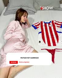EL Show Digital on X: 📌Rebecca Bareiro “Onichan” festejó la clasificación  de Paraguay con un video hot: casaca albirroja y microtanga roja que  revolucionaron a sus fans. Ya promete ir más allá