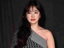 Here are 10 favorites that make it fun and easy to sing along. Song Hye Kyo Reveals Her Thoughts About Love And Friendship After Her Agency Debunked Hyun Bin Dating Rumours Pinkvilla